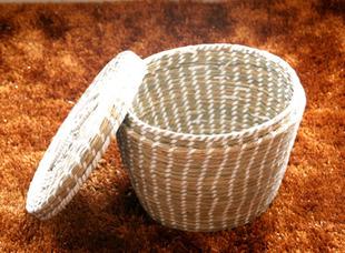 厨房保温田园风日用杂品创意 草编玉米皮编织带盖馒头筐大号收纳盒